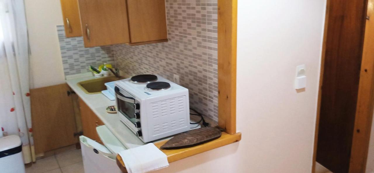 פאלאוקסטריצה Vassilis Apartments מראה חיצוני תמונה