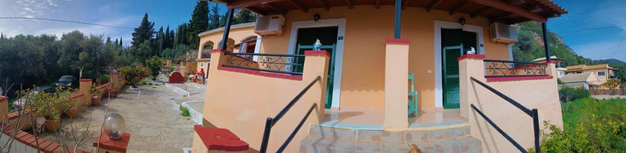 פאלאוקסטריצה Vassilis Apartments מראה חיצוני תמונה