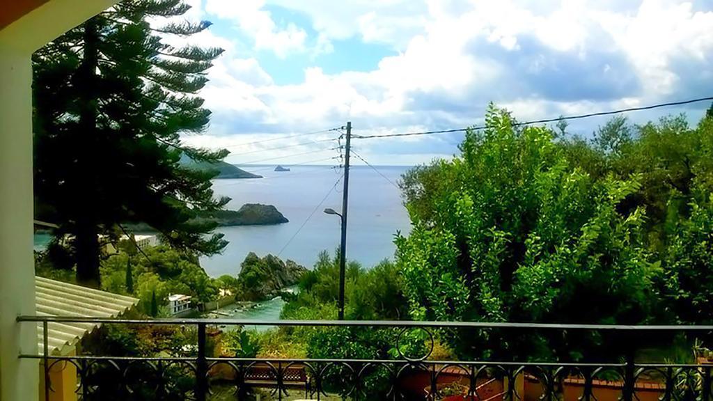 פאלאוקסטריצה Vassilis Apartments מראה חיצוני תמונה